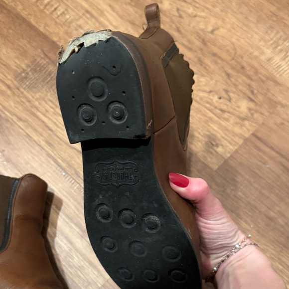 Fridays Brown Leather Ankle Booties - Picture 4 of 5